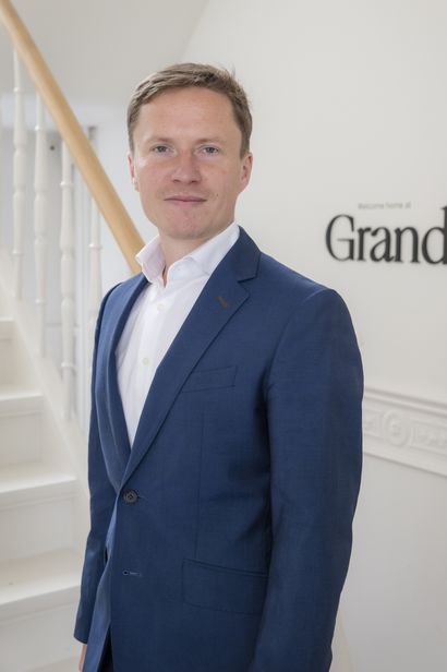 Een portret van advocaat Louis R. De Groote